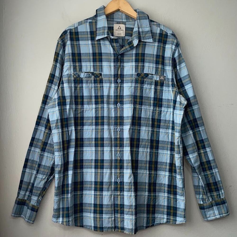 Ascend Men Size Large Blue Plaid Cotton Button Up Shirt Gorpcore Business Casual